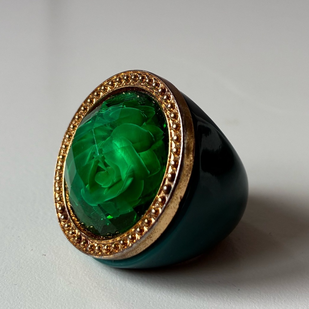 Vintage 2000’s Green and Gold Statement Ring with Flower Detail